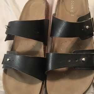 Black madden girl sandal TODAY ONLY